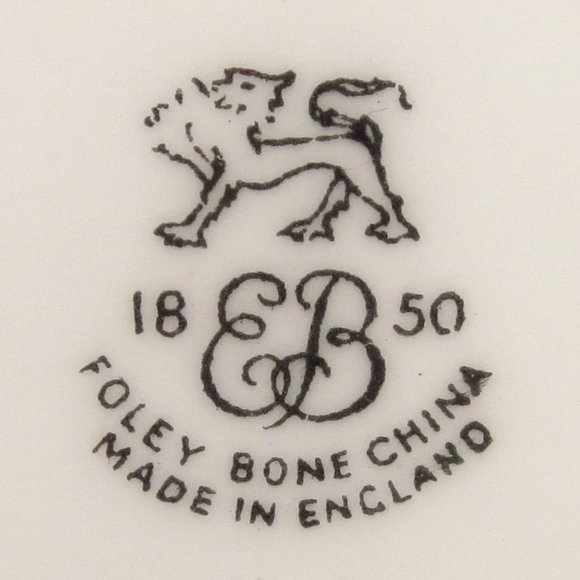 Foley Bone China Footed Tea Cup and Saucer 4806 White Gold Plumes E Brain & Co - Picture 7 of 7